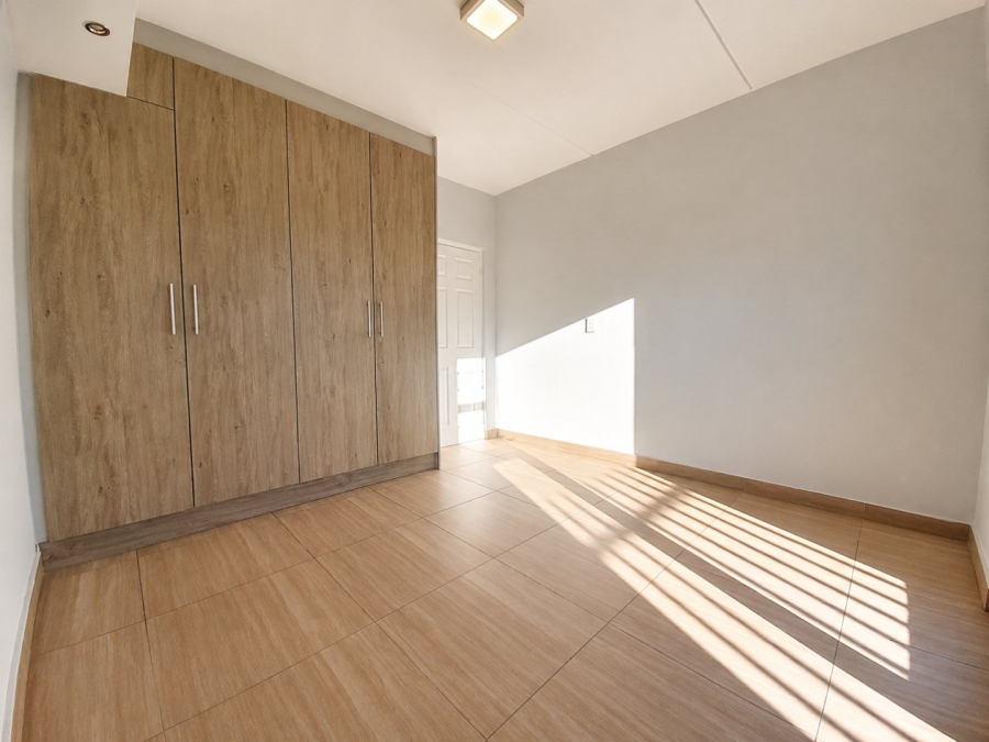 2 Bedroom Property for Sale in Parklands North Western Cape